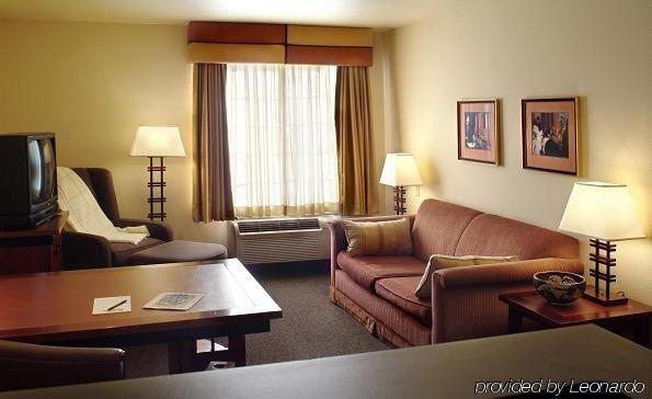 Larkspur Landing Extended Hotel