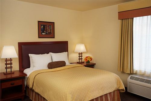 Hotel Larkspur Landing Extended